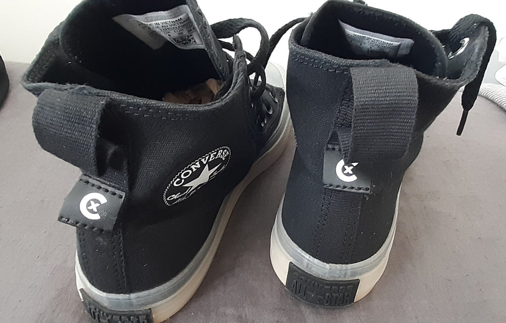 Converse All Star Chuck Taylor Black high top size 8