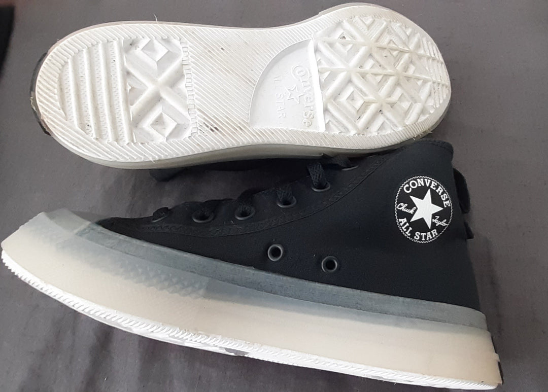 Converse All Star Chuck Taylor Black high top size 8
