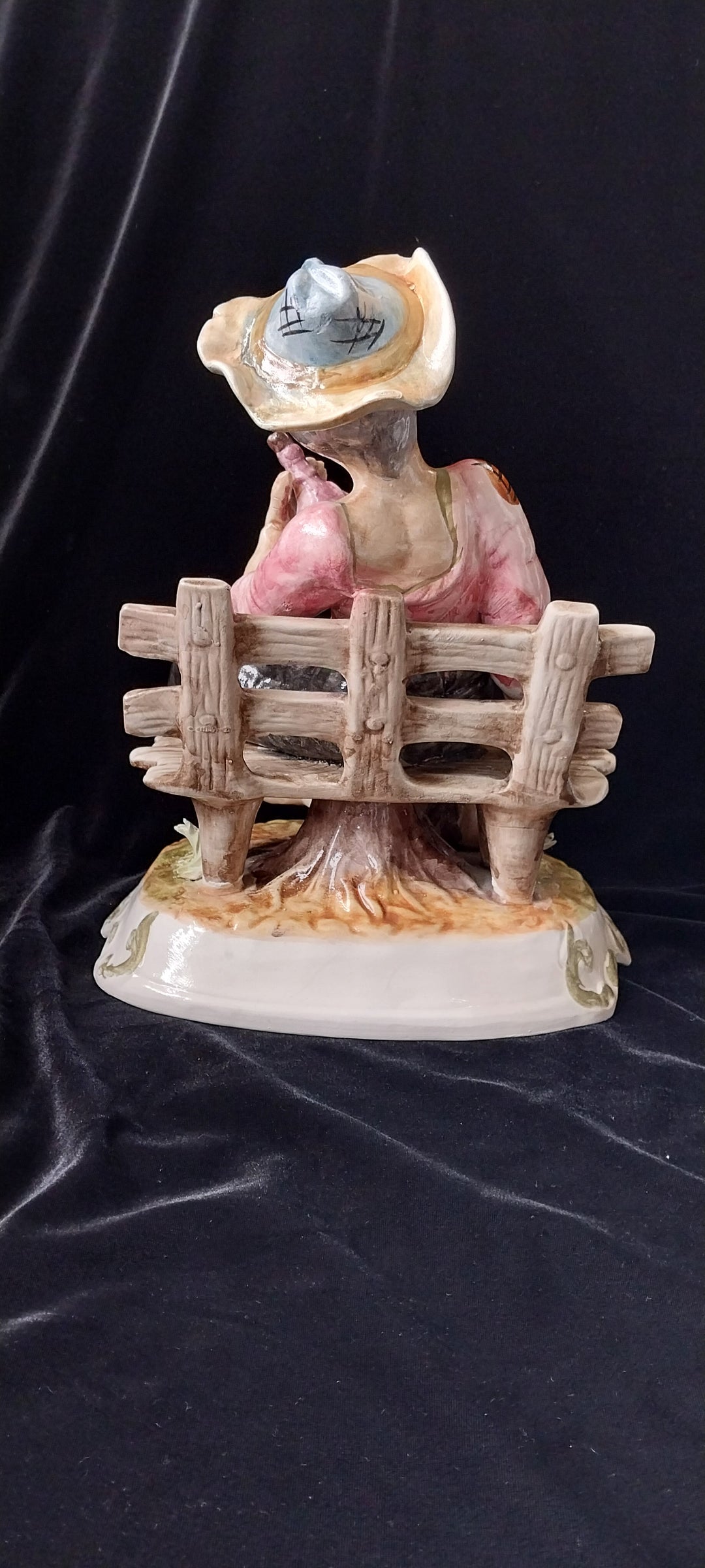 *Capodimonte Hobo Sitting On Bench- Vintage Porcelain*