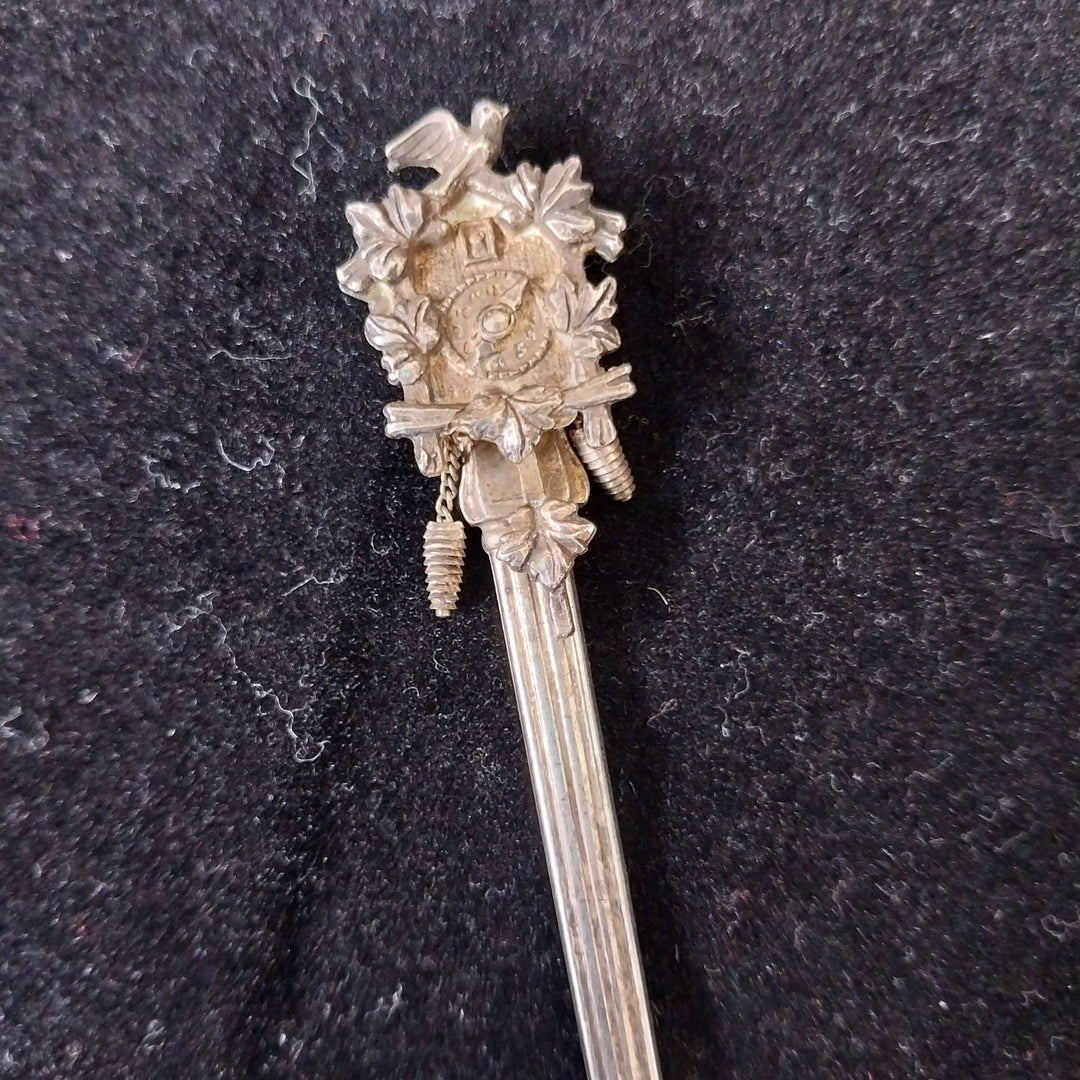 *8 Silverplated  Vintage Souvenir Spoons -Colectable*