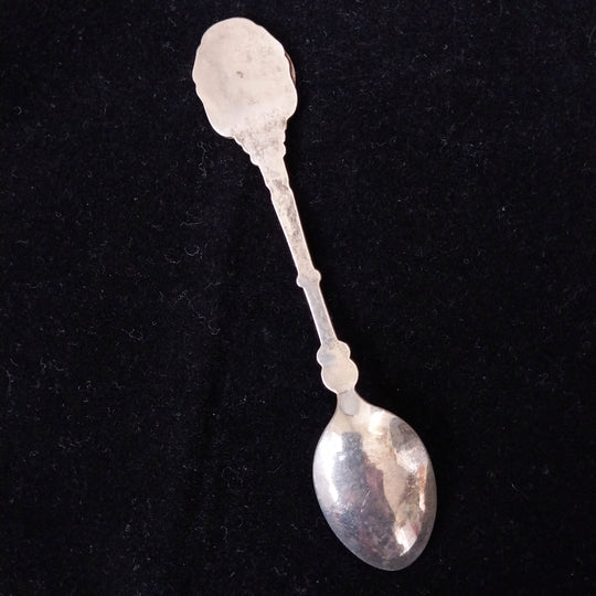 *8 Silverplated  Vintage Souvenir Spoons -Colectable*
