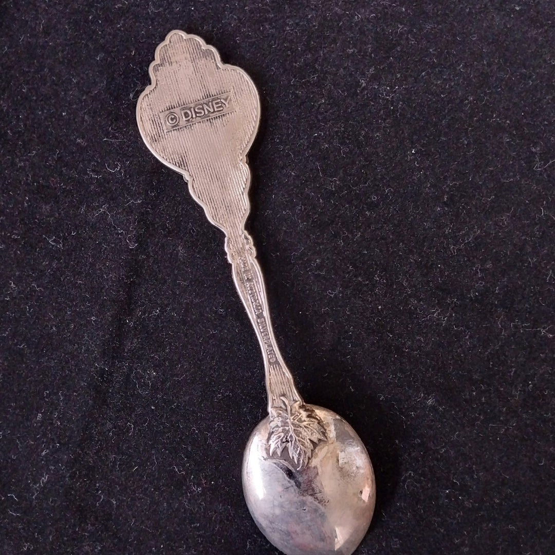 *8 Silverplated  Vintage Souvenir Spoons -Colectable*