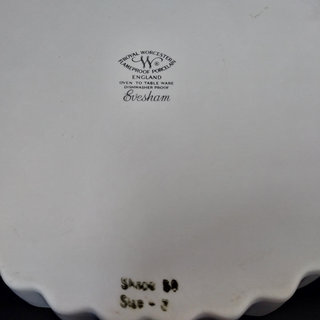 *Royal Worcester Evesham- Gold Rim Quiche Dish- As New*
