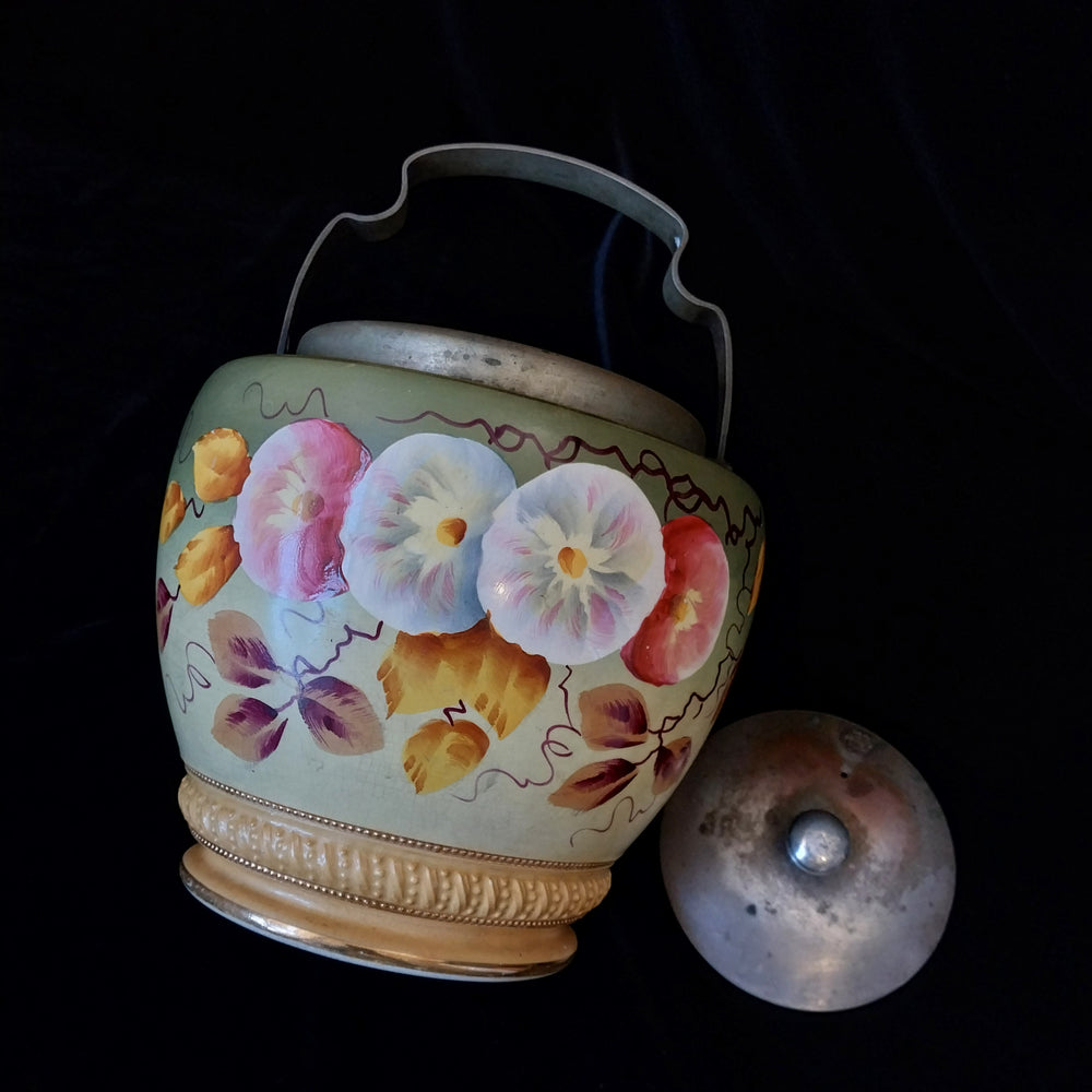 *VTG Wood & Co Staffordshire Hand Painted 15 cm Biscuit Barrel*