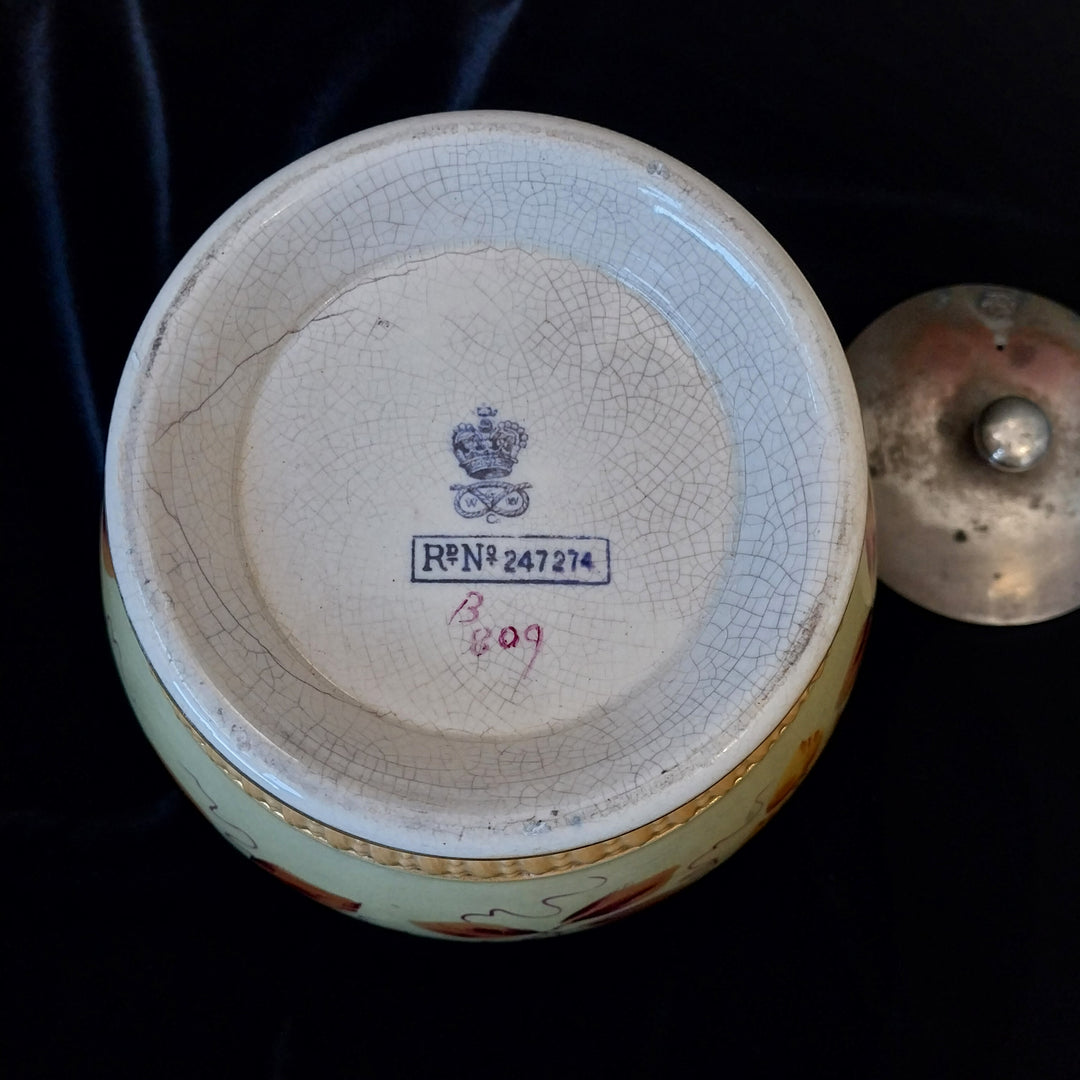 *VTG Wood & Co Staffordshire Hand Painted 15 cm Biscuit Barrel*