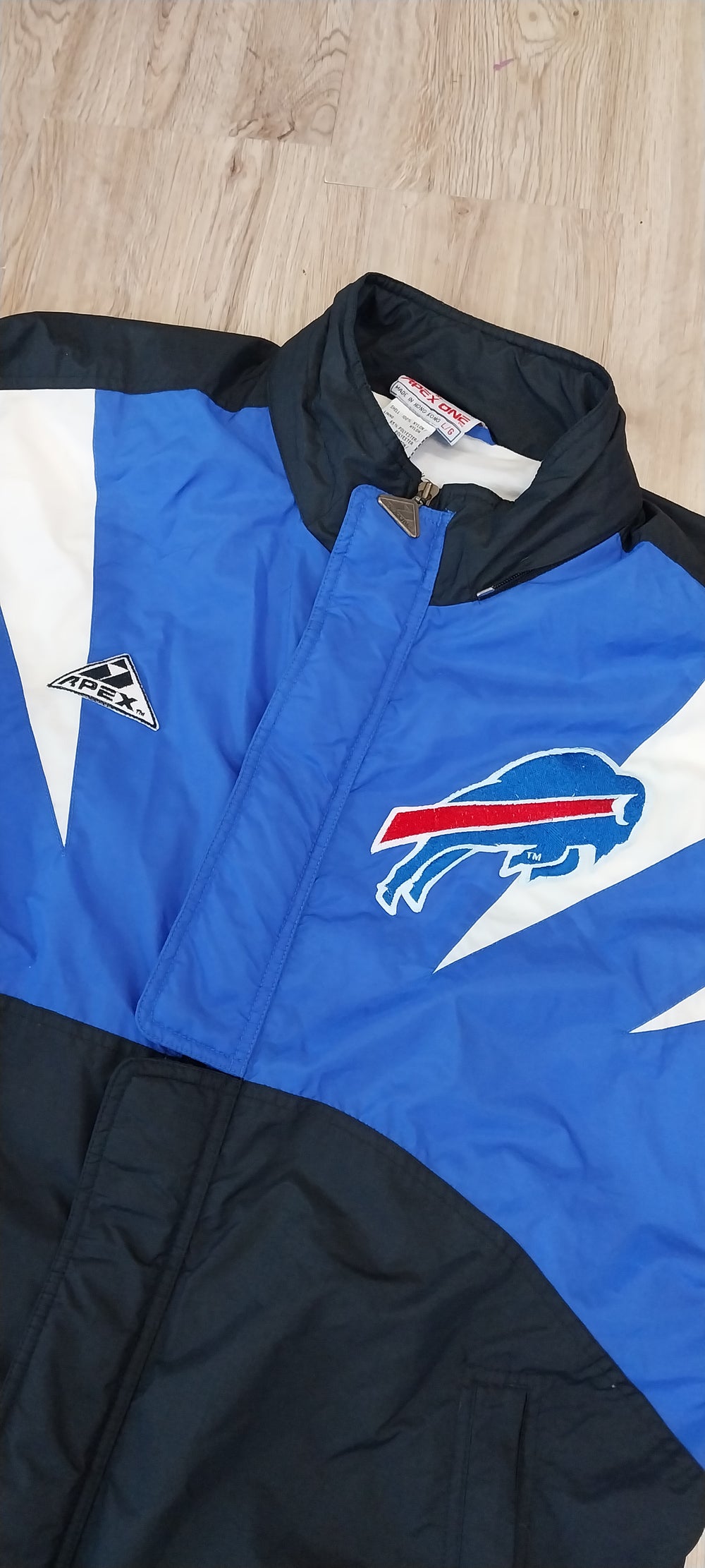 *VTG Buffalo Bills NFL Jacket Size LG Early 1990s*
