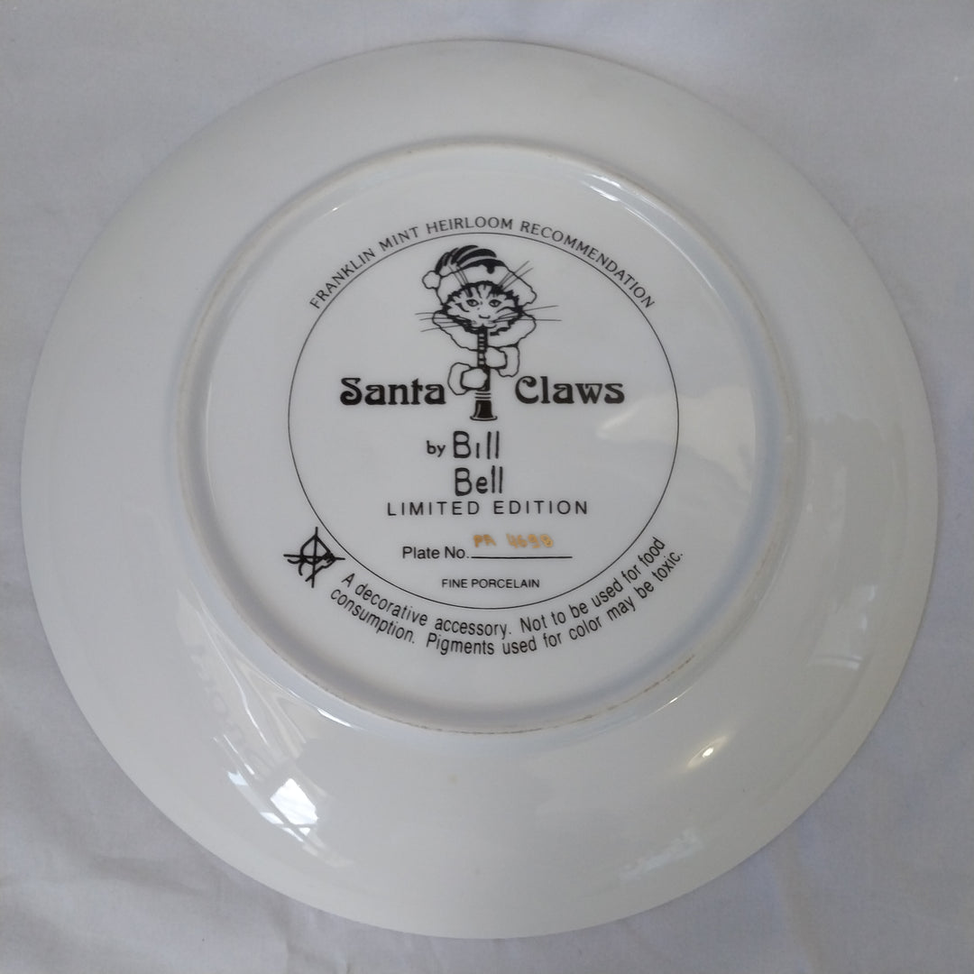 *Franklin Mint  Santa Claws (Cat) Plate  Limited Edition *