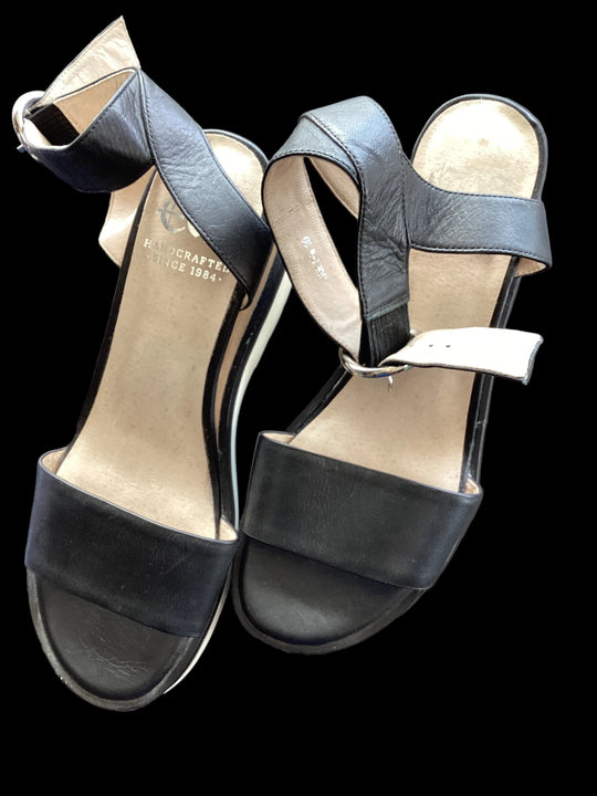 EOS shoes- 39