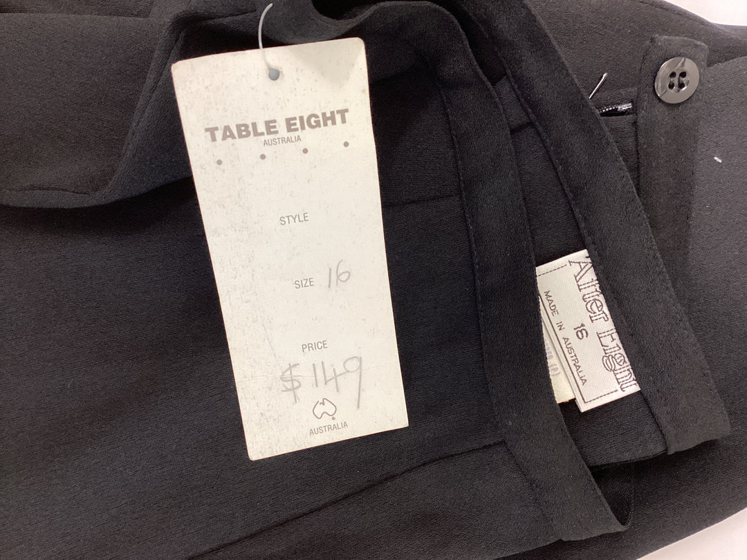 Table Eight women’s pants- 16
