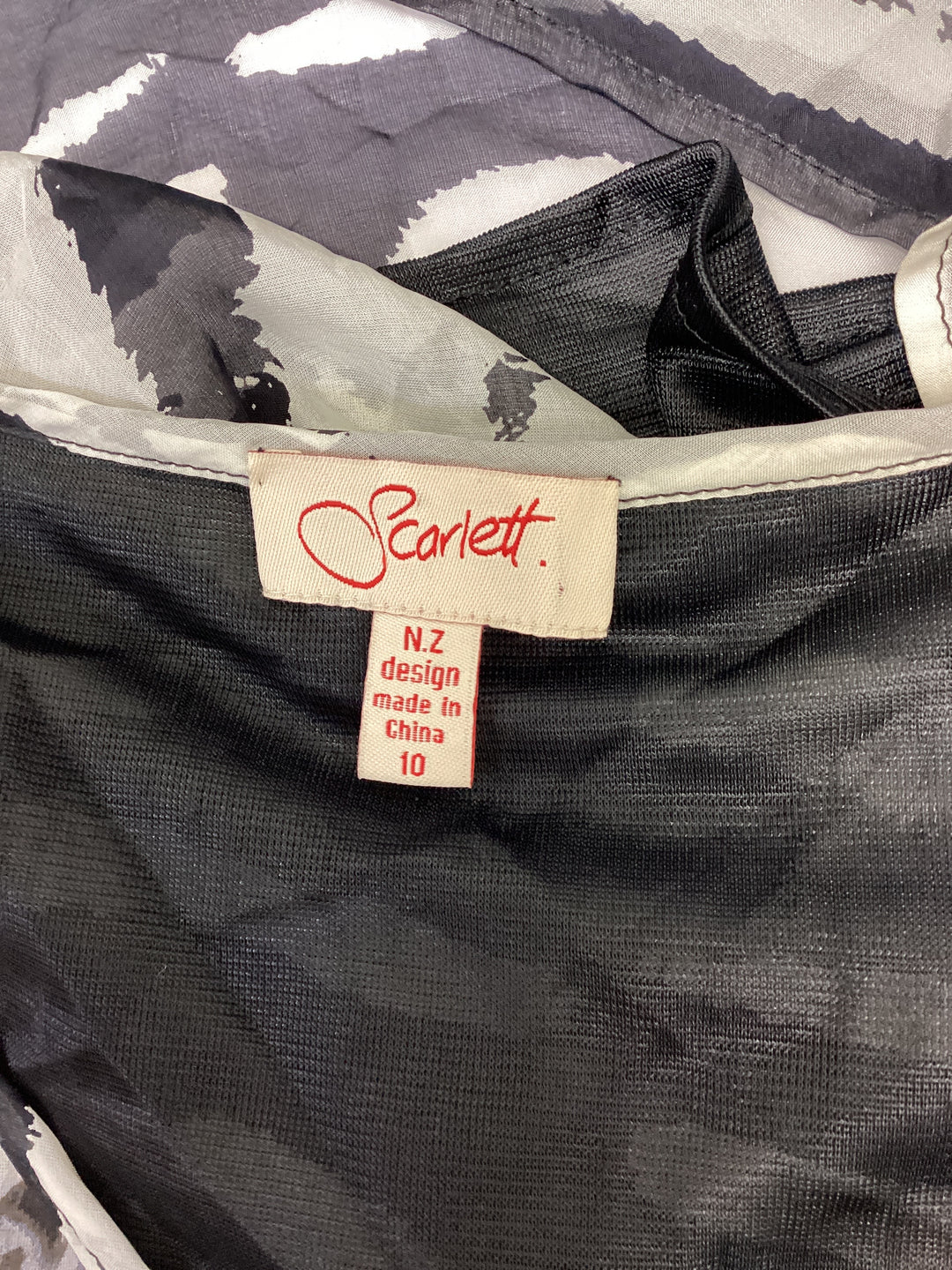 Scarlett Women’s Top  -10