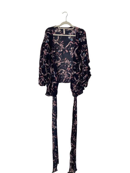 Billie the label Blouse Blue  - size M/L