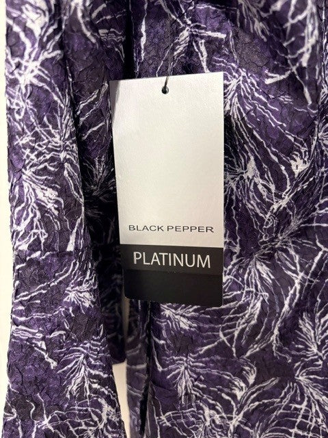 Black Pepper Womans Midi Kimono