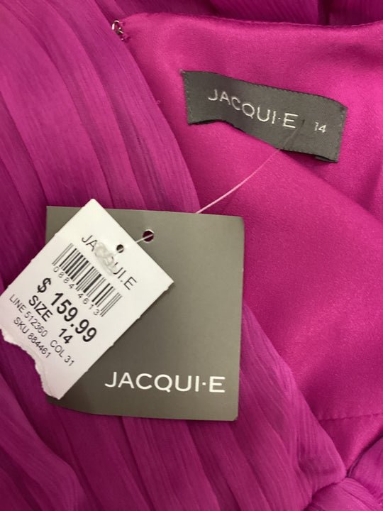 Jacqui E -14