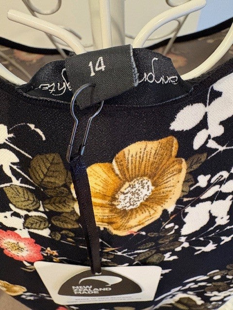 Womens "CrossRoads" Floral Dress