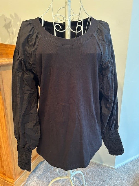 Delilah Woven Knit Top (BNWT)