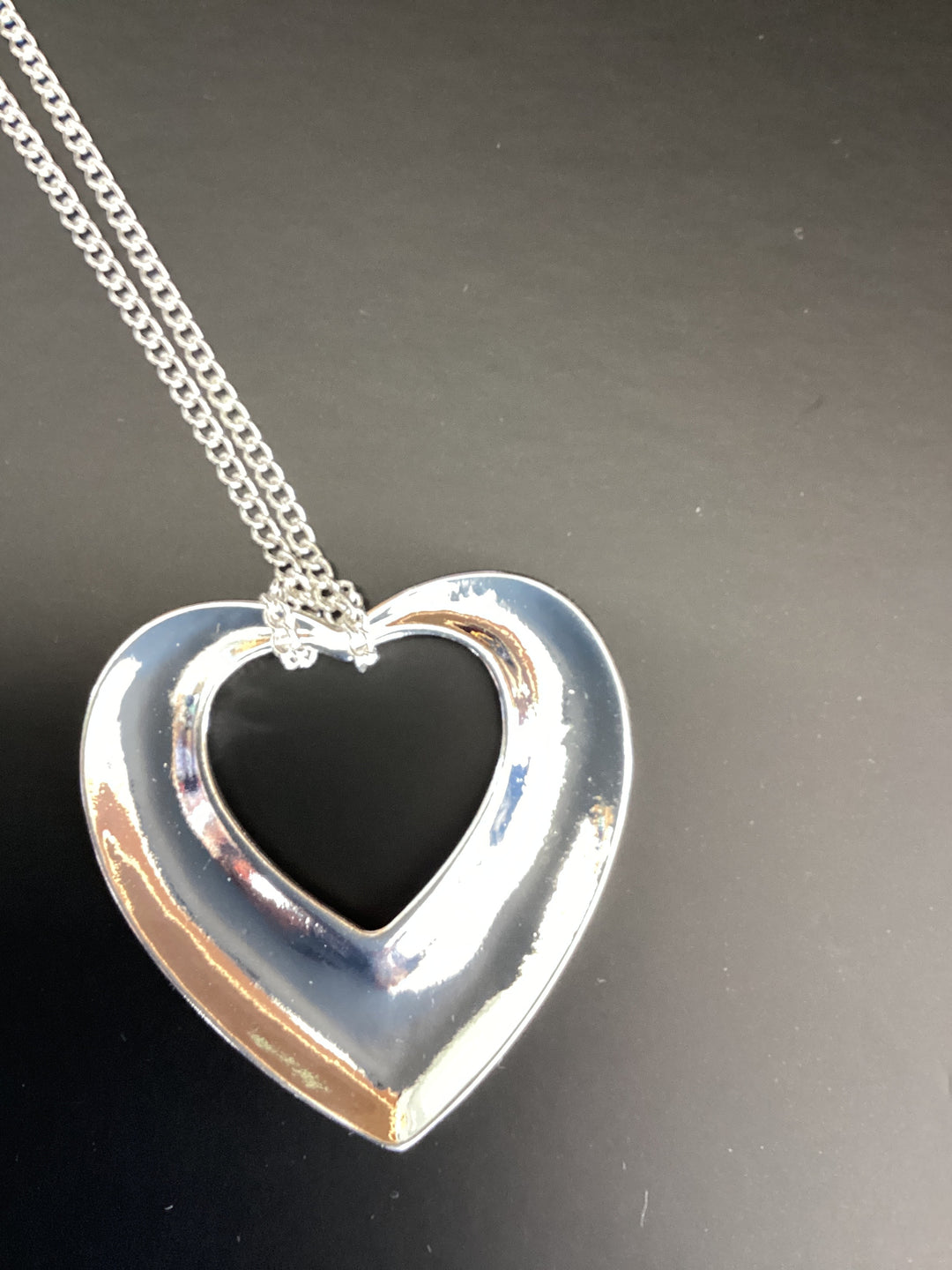 K & K heart long necklace