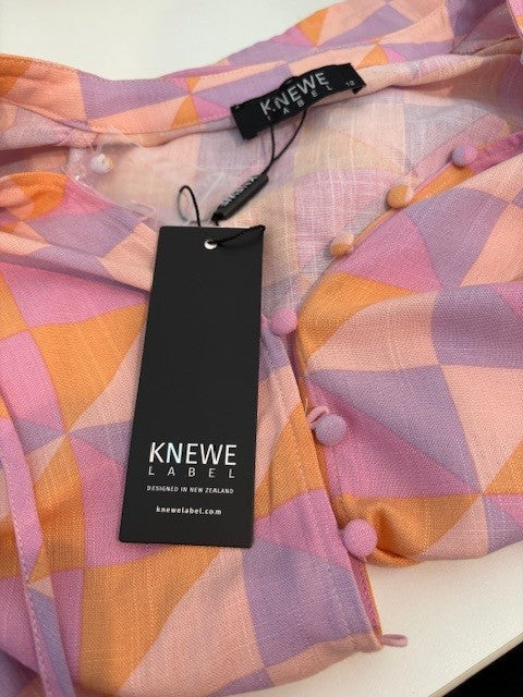 Knewe Womans Top