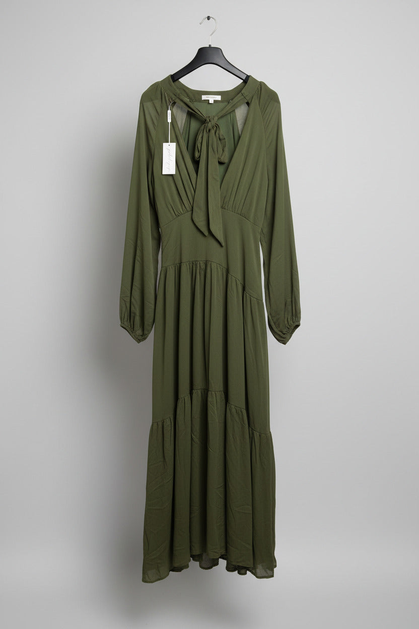 Petal & Pup Womens Long Sleeve Maxi Dress
