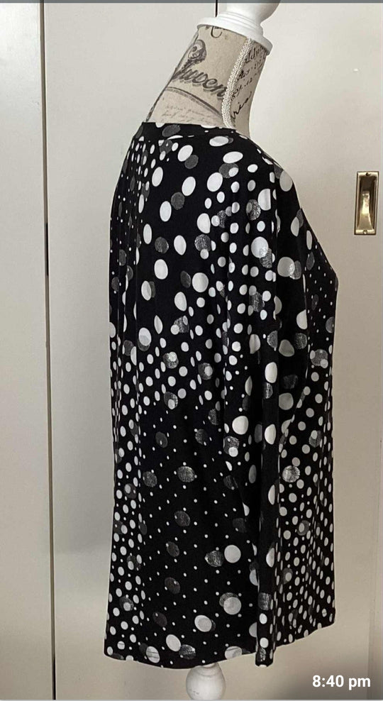 Bittermoon Black/White Top Size 8 ma