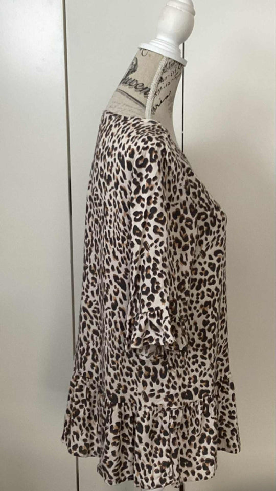Threadz Leopard Print Top Size S