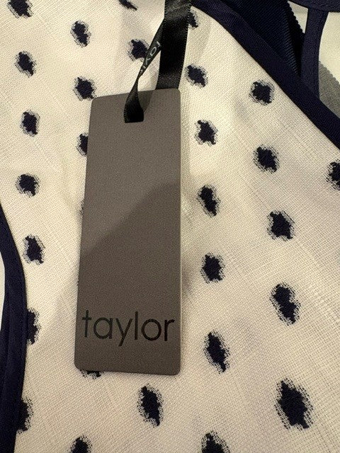 Taylor Sleeveless Shift Dress