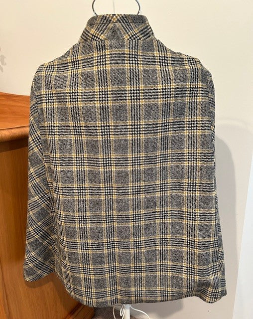Vintage Short Cape
